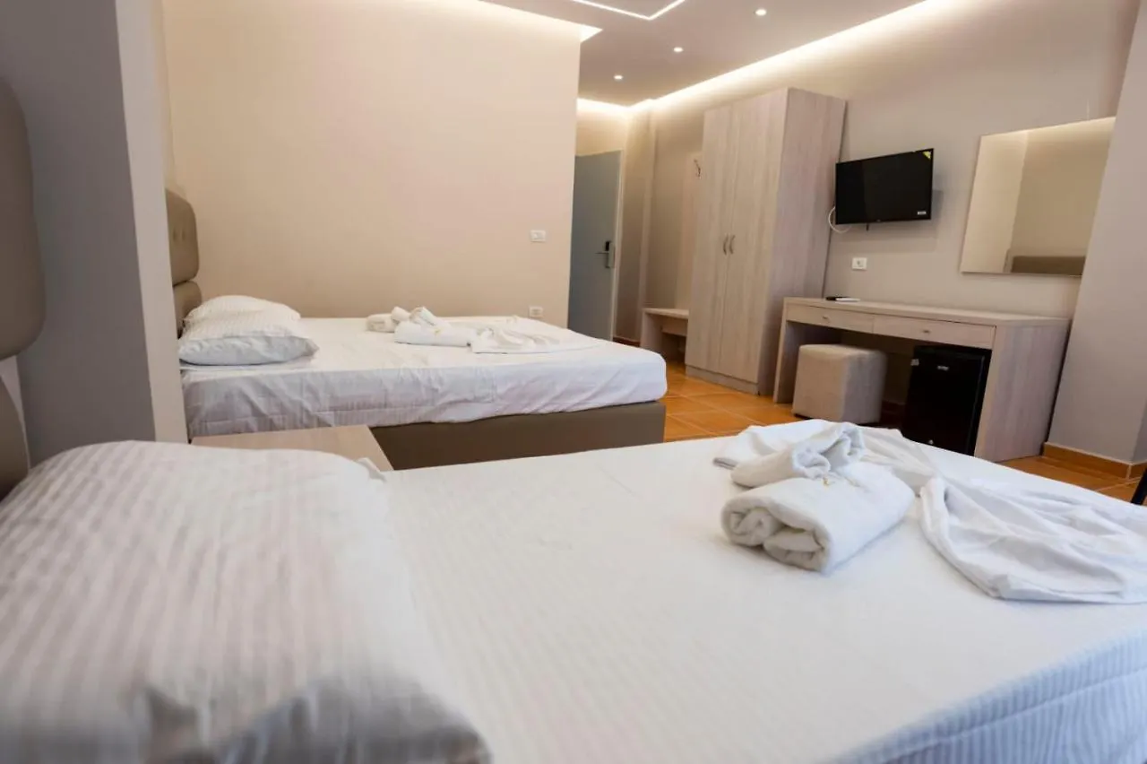 Hotel Miami Beach Golem  0*, Golem (Tirana)