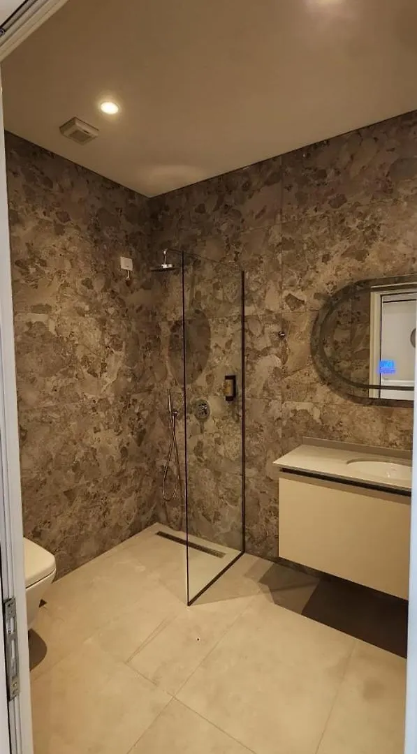 Hotel Miami Beach Golem  Albánie