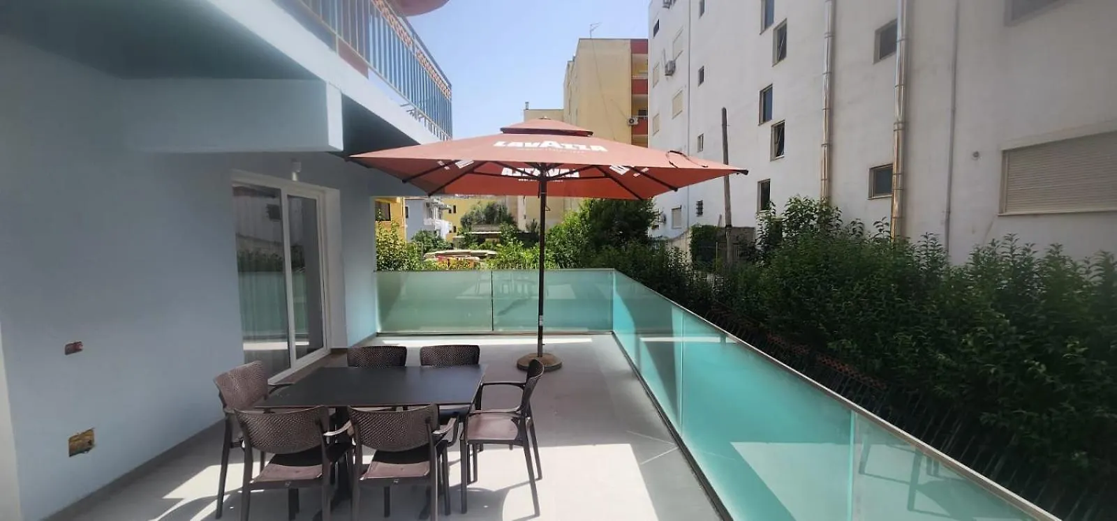 Hotel Miami Beach Golem  0*, Golem (Tirana) Albánie