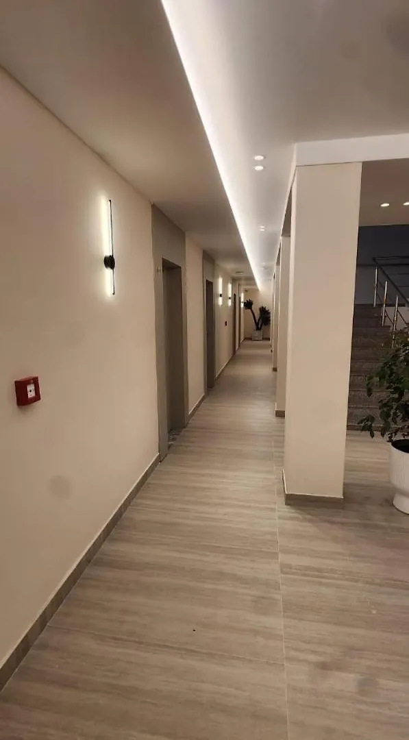 Hotel Miami Beach Golem  Golem (Tirana)