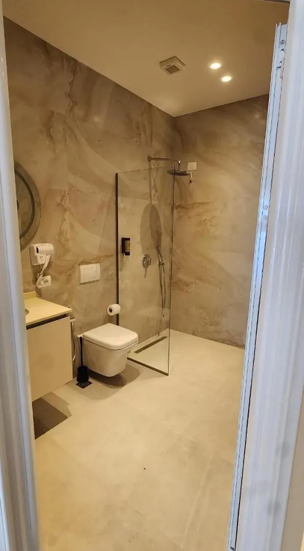 Hotel Miami Beach Golem  0*, Golem (Tirana)